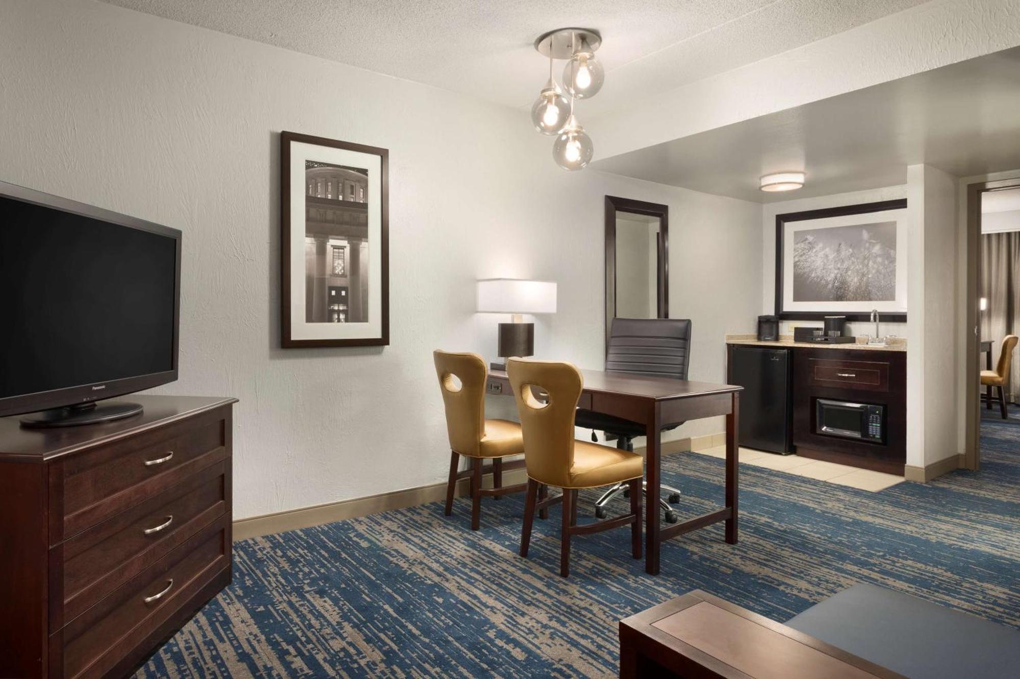 Embassy Suites By Hilton Columbus Dış mekan fotoğraf