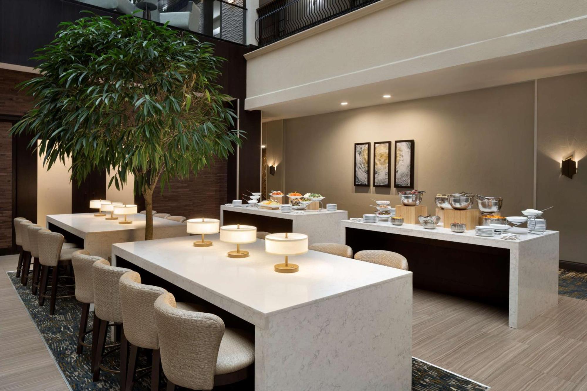 Embassy Suites By Hilton Columbus Dış mekan fotoğraf