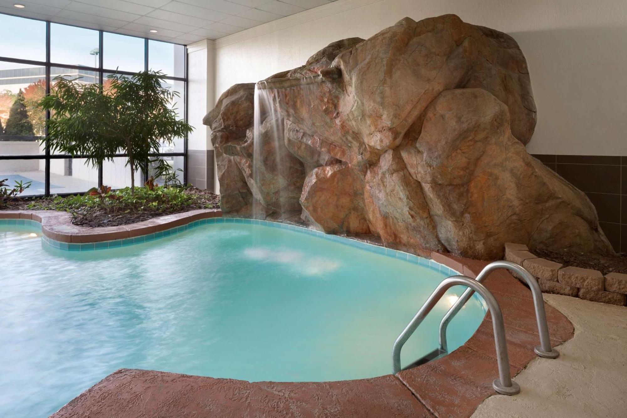 Embassy Suites By Hilton Columbus Dış mekan fotoğraf