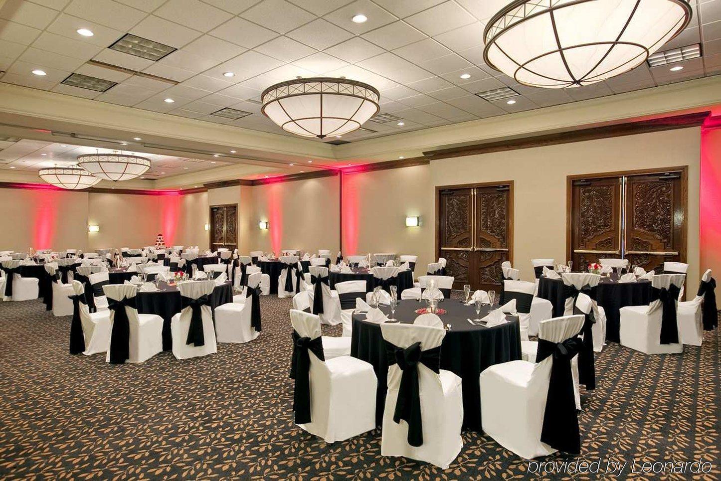Embassy Suites By Hilton Columbus Restoran fotoğraf