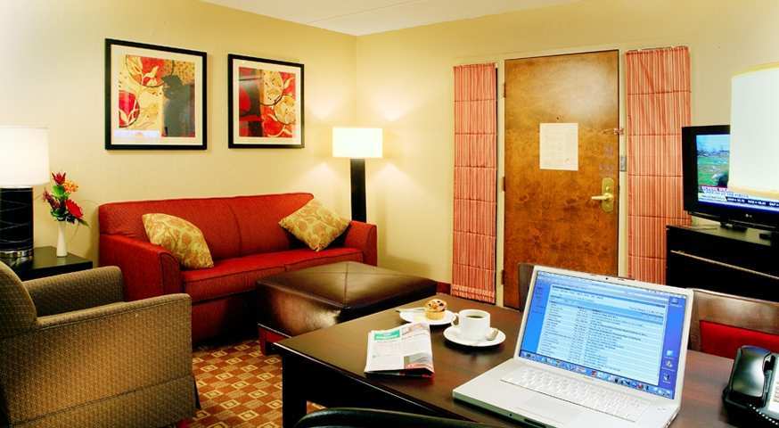 Embassy Suites By Hilton Columbus Oda fotoğraf